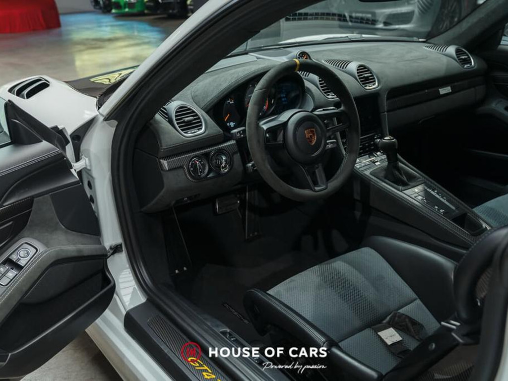 Porsche Cayman