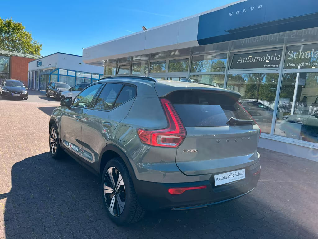 Volvo EX40