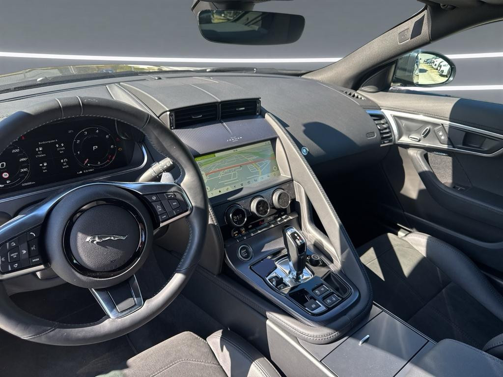 Jaguar F-Type