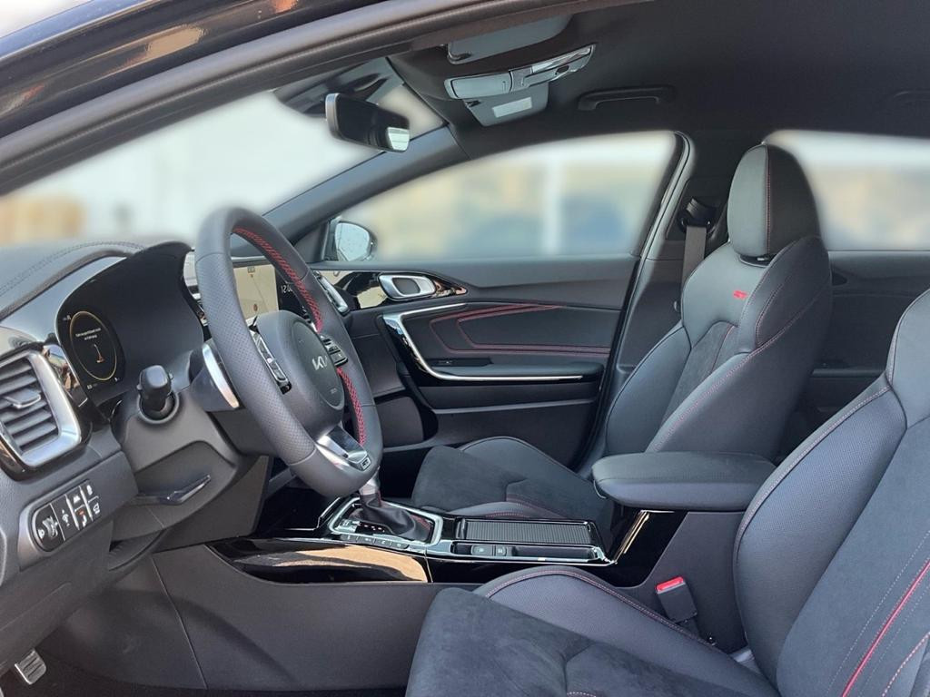 Kia ProCeed