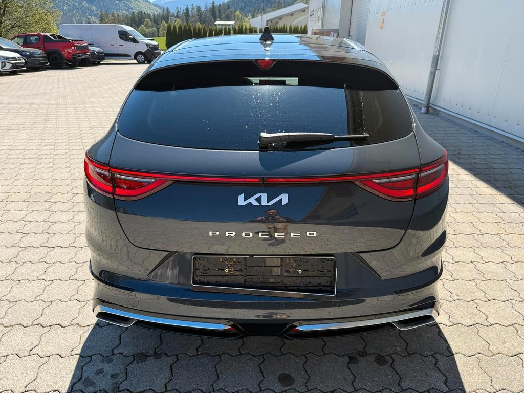 Kia ProCeed