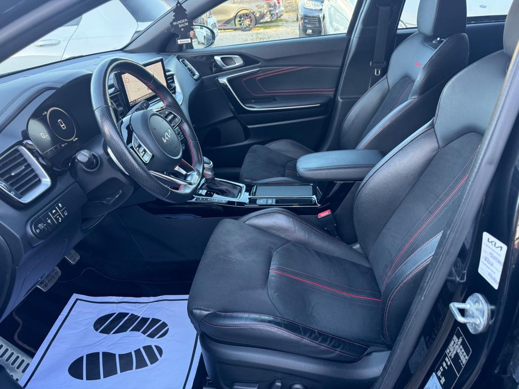 Kia ProCeed