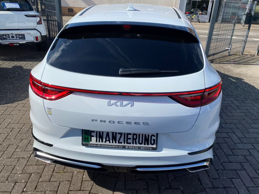 Kia ProCeed