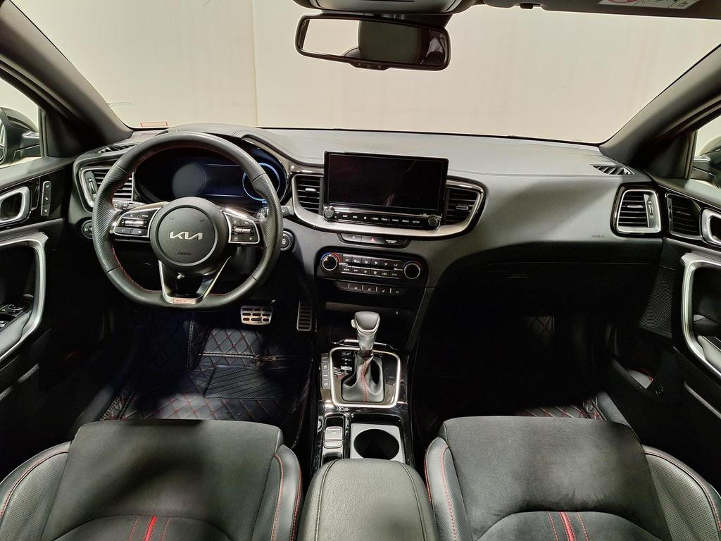 Kia ProCeed