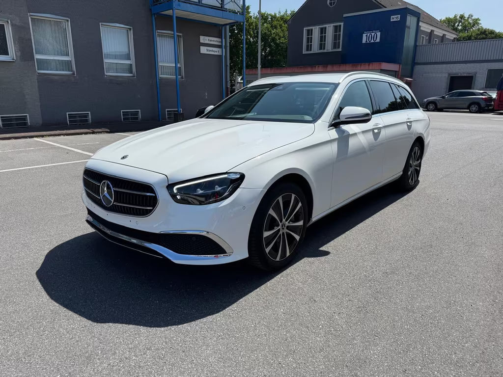 Mercedes-Benz E-Klasse 2022 Hybride Diesel