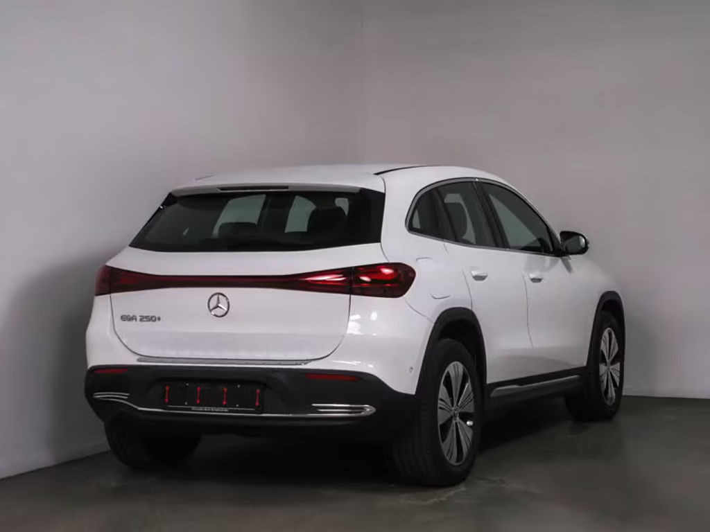 Mercedes-Benz EQA
