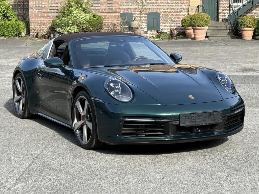 Porsche 911 2023 Benzine