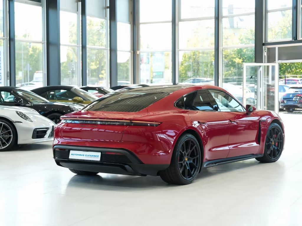 Porsche Taycan