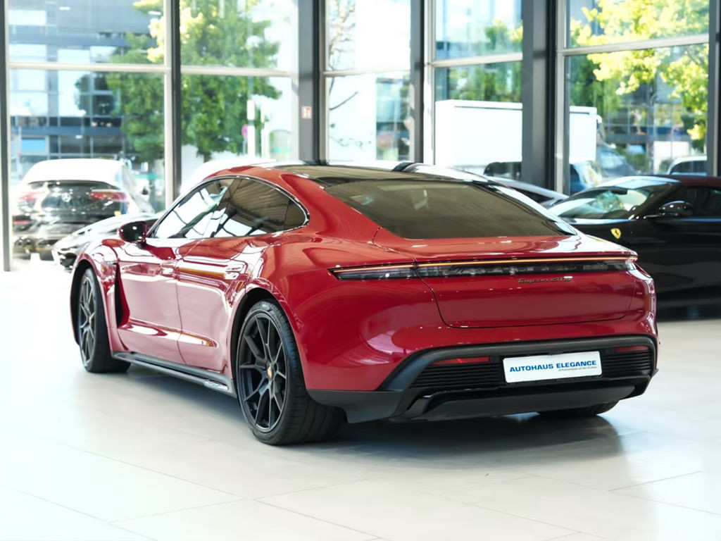 Porsche Taycan