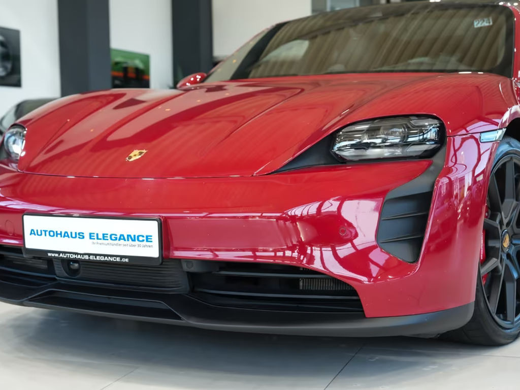 Porsche Taycan