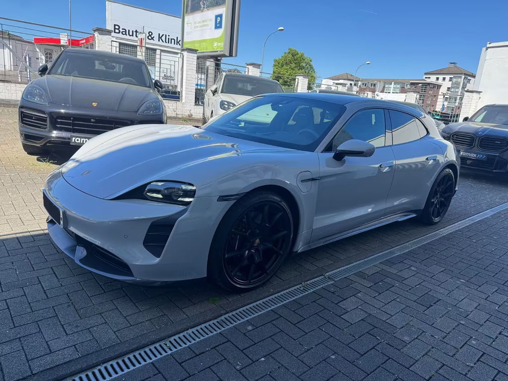 Porsche Taycan 2023 Elektrisch