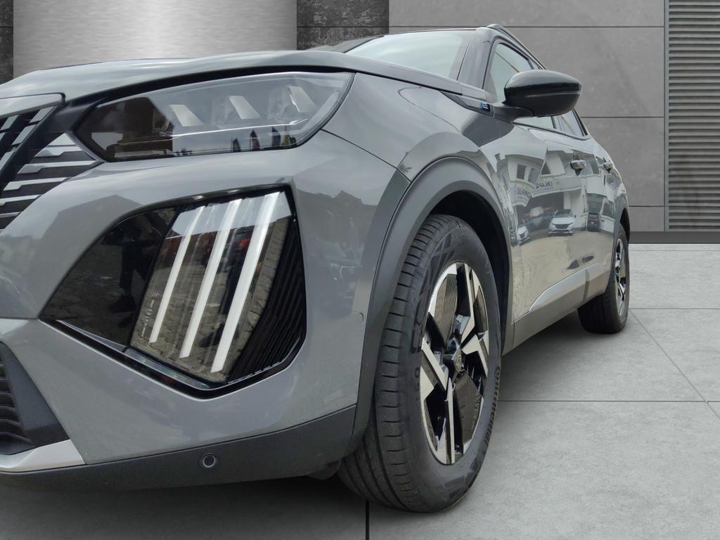 Peugeot e-2008
