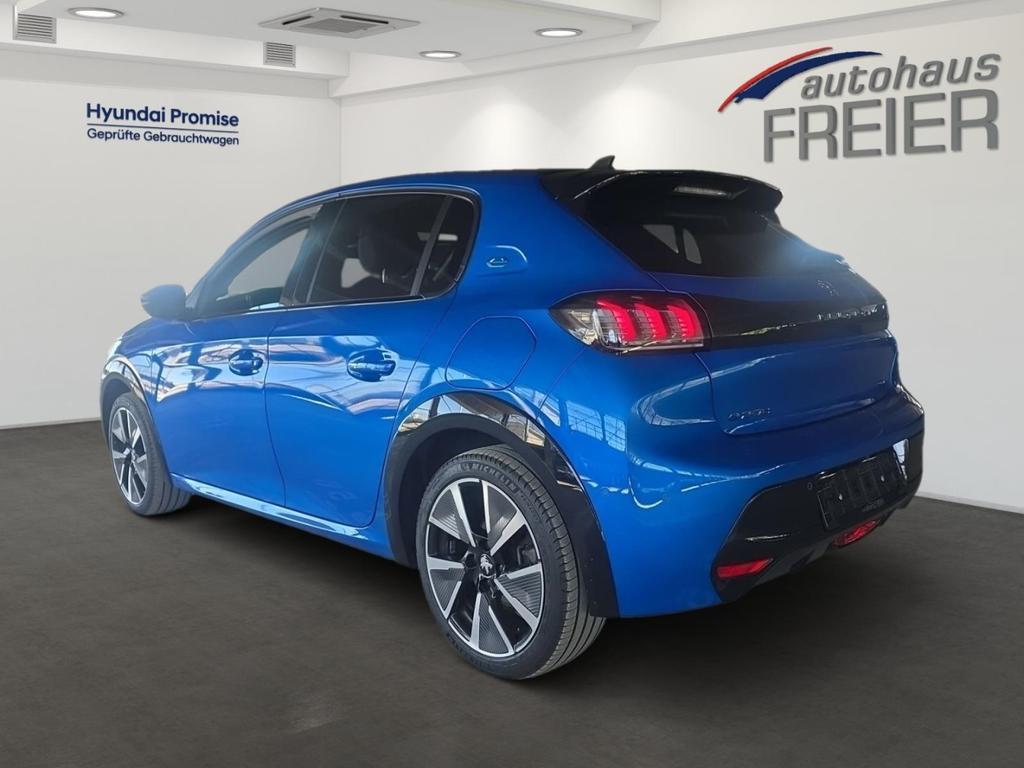Peugeot e-208