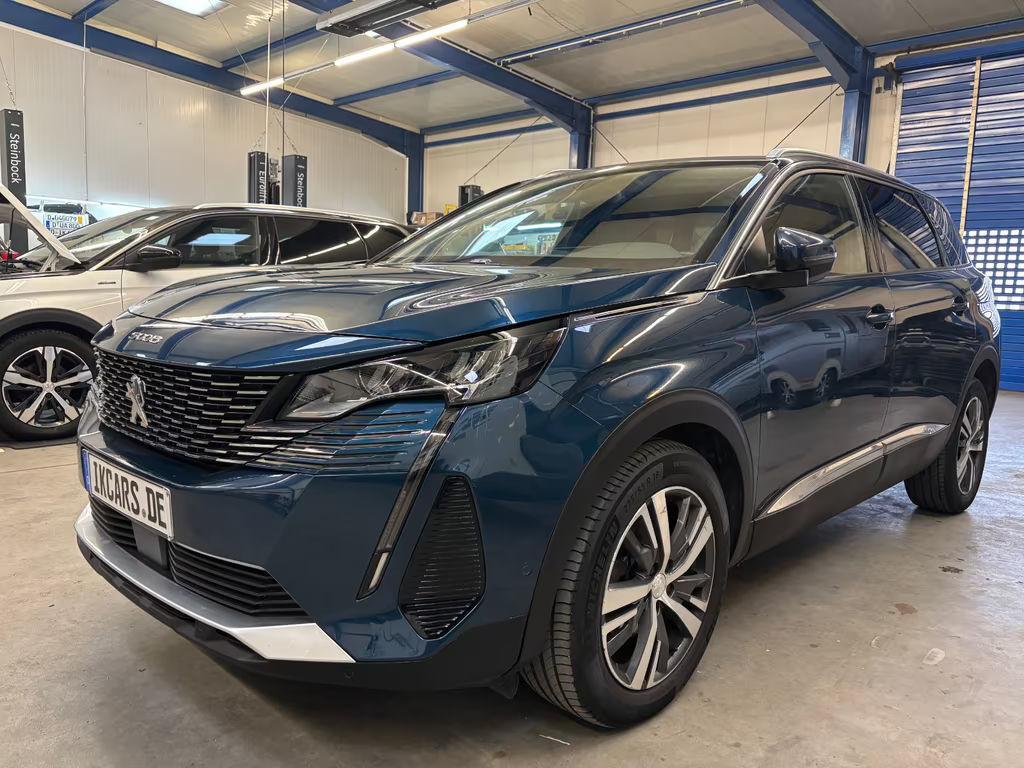 Peugeot 5008 2021 Benzine
