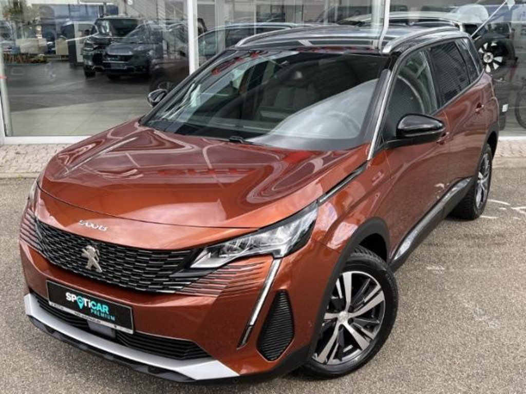 Peugeot 5008 2024 Benzine