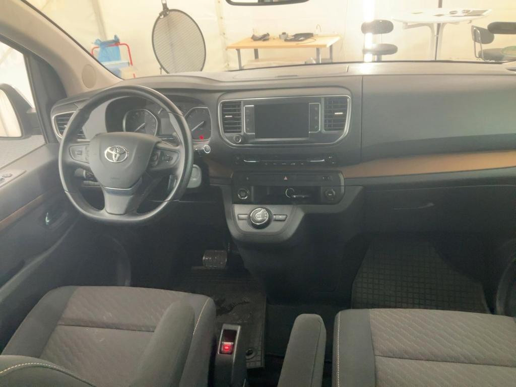Toyota Proace (Verso)