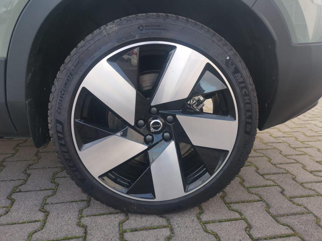 Volvo C40