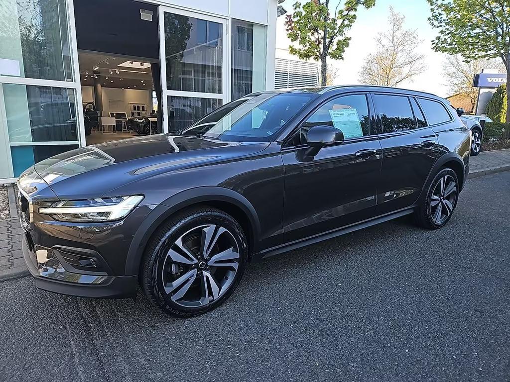 Volvo V60 Cross Country