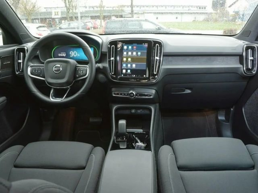 Volvo C40