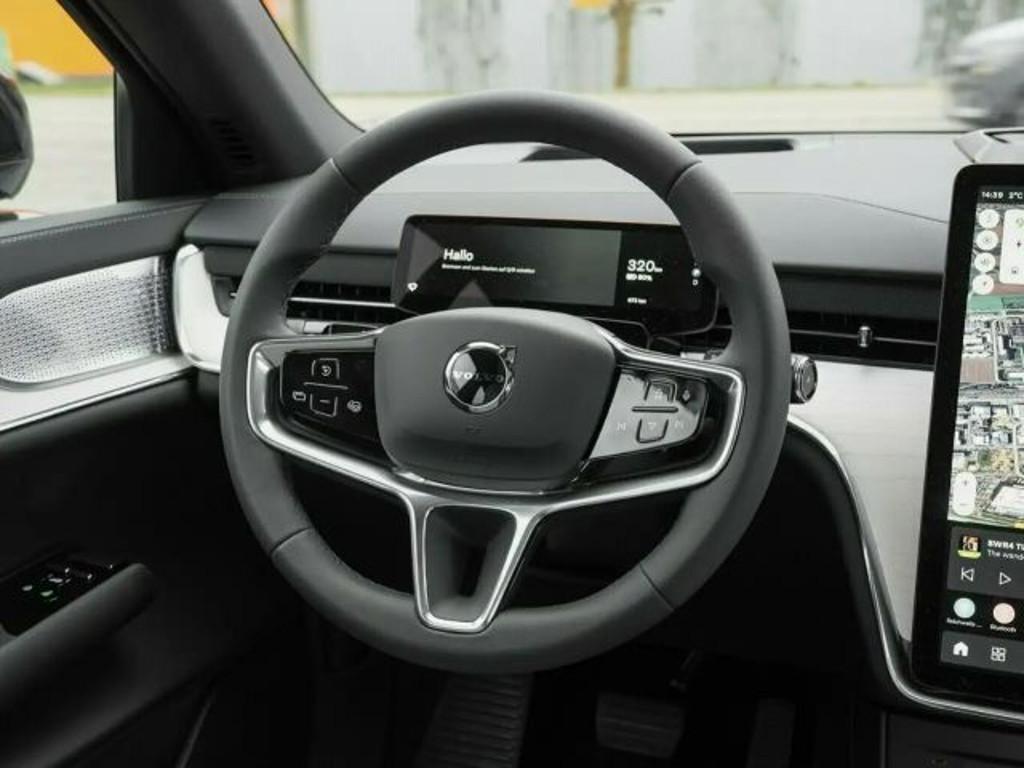 Volvo EX90