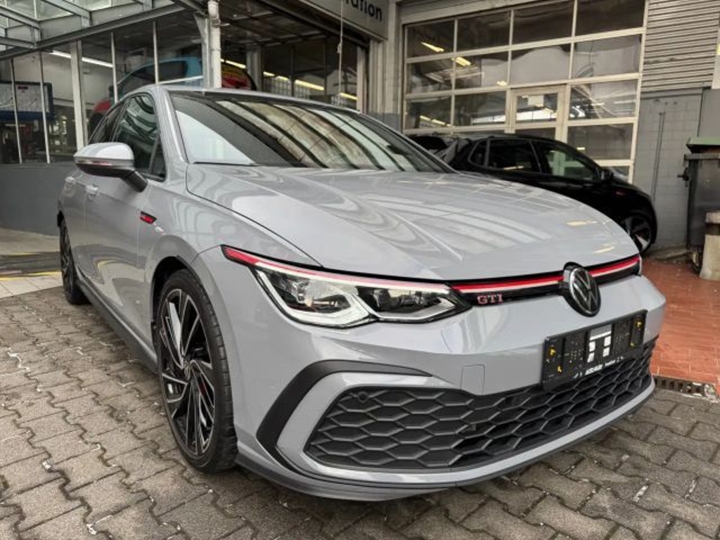 Volkswagen Golf 2024 Benzine
