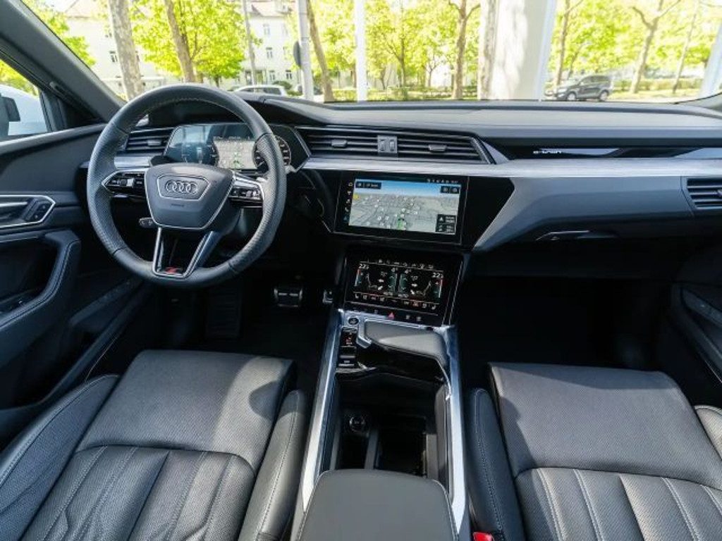 Audi Q8 e-tron