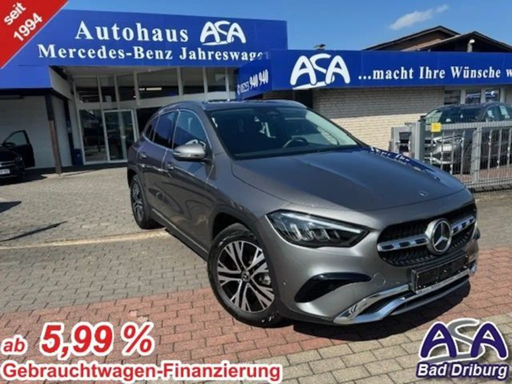 Mercedes-Benz GLA-Klasse 2024 Benzine