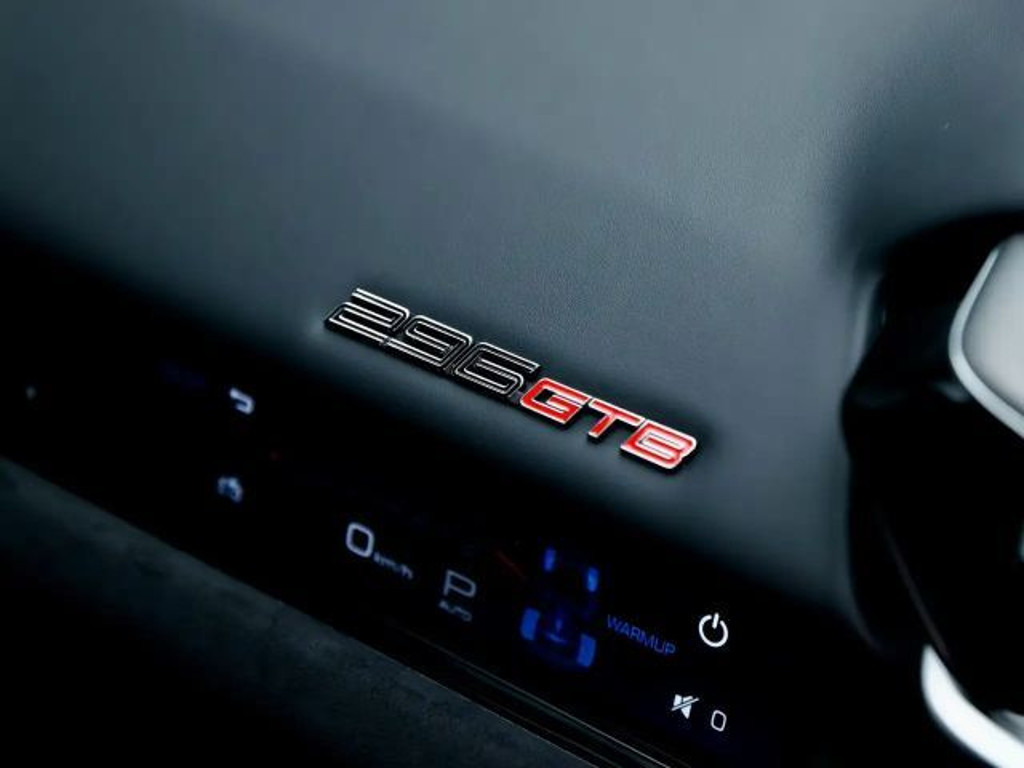Ferrari 296