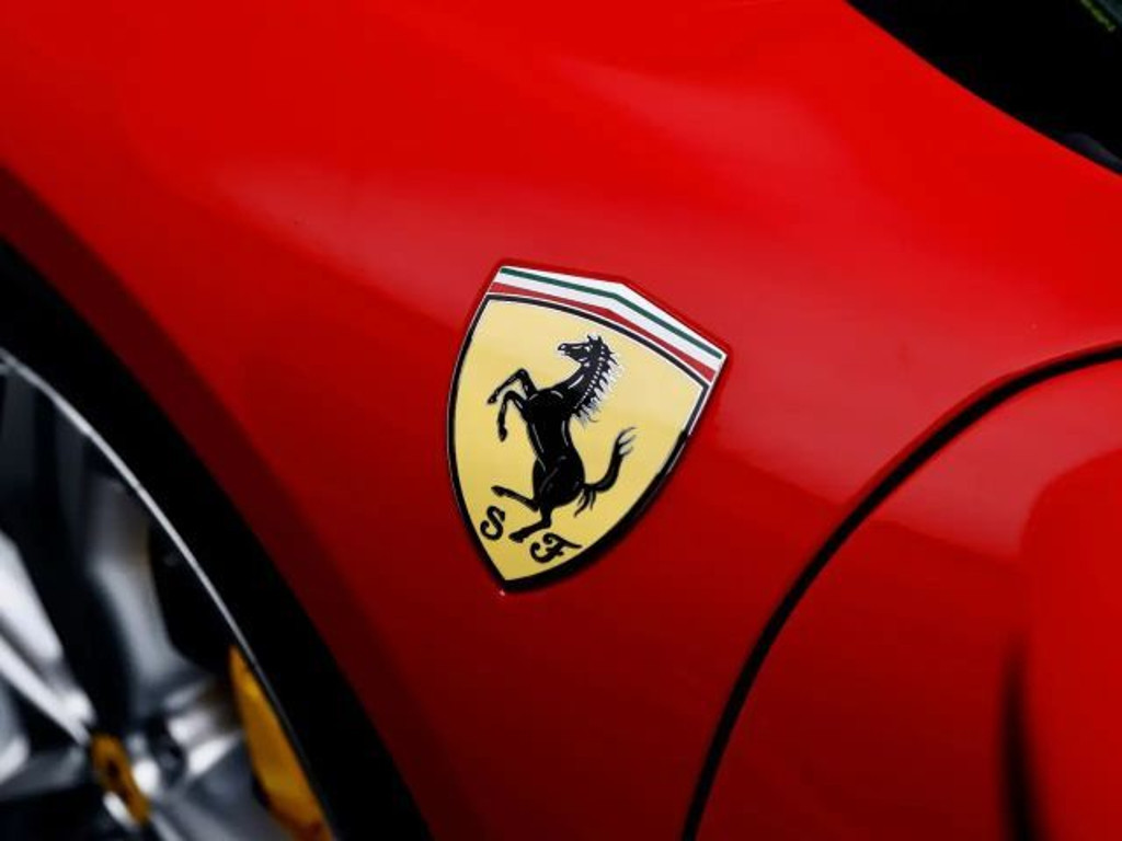 Ferrari 296