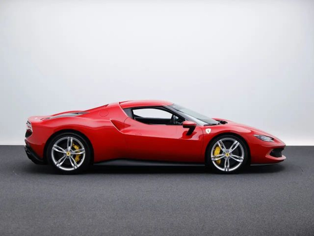 Ferrari 296