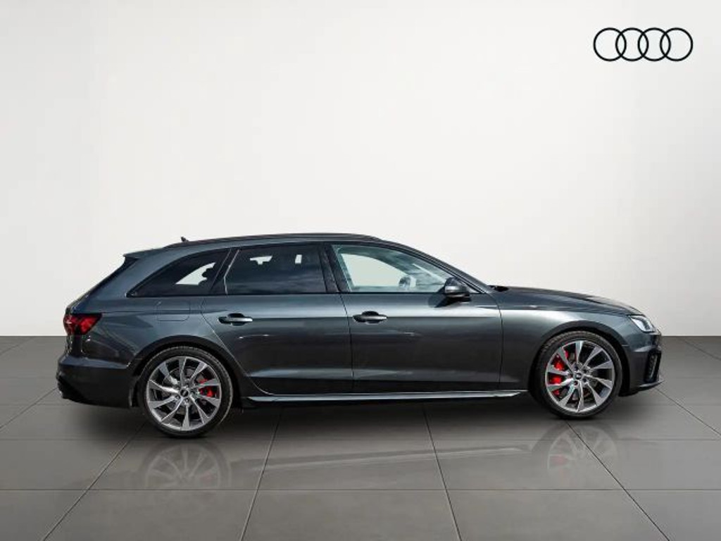 Audi S4