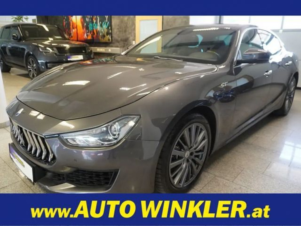 Maserati Ghibli 2022 Benzine