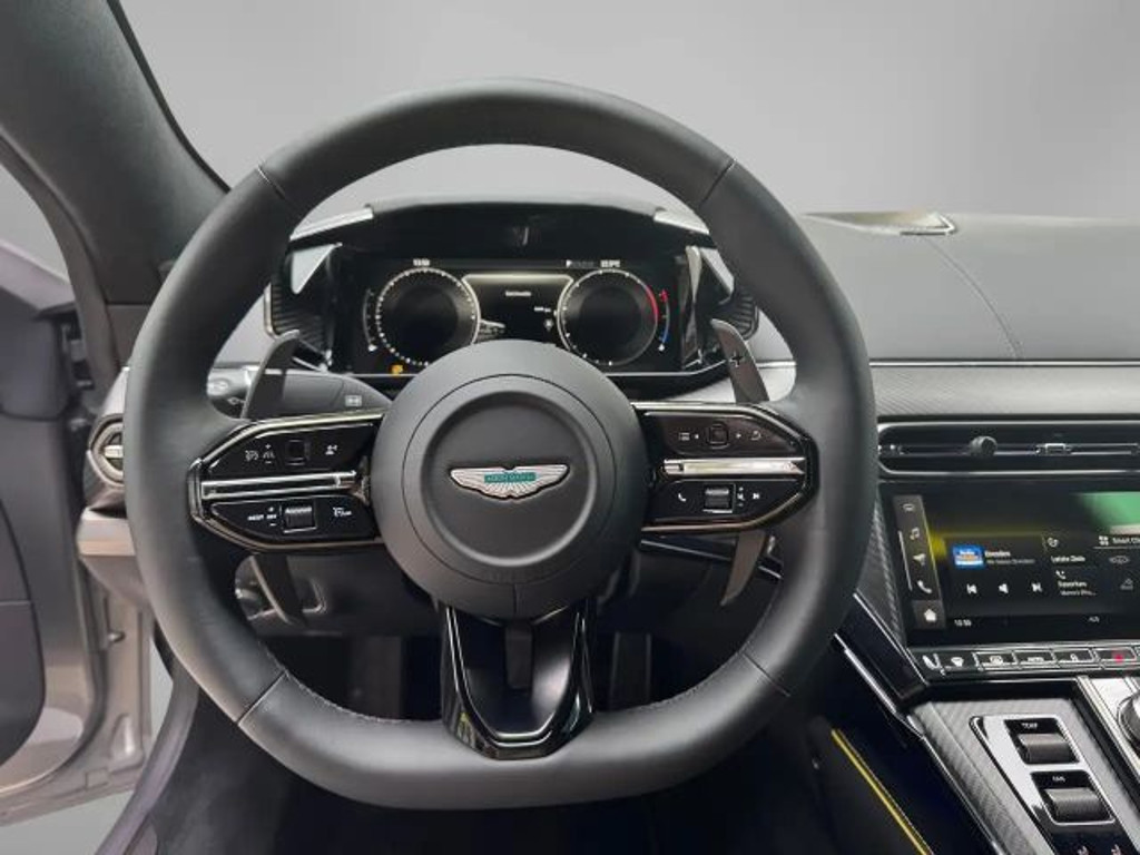 Aston Martin V8
