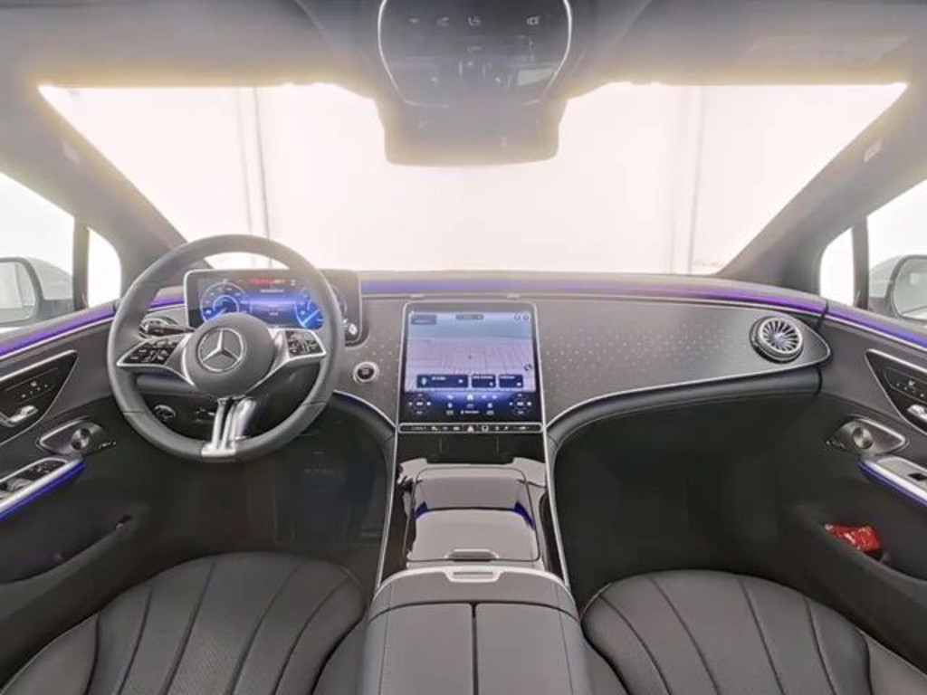 Mercedes-Benz EQE