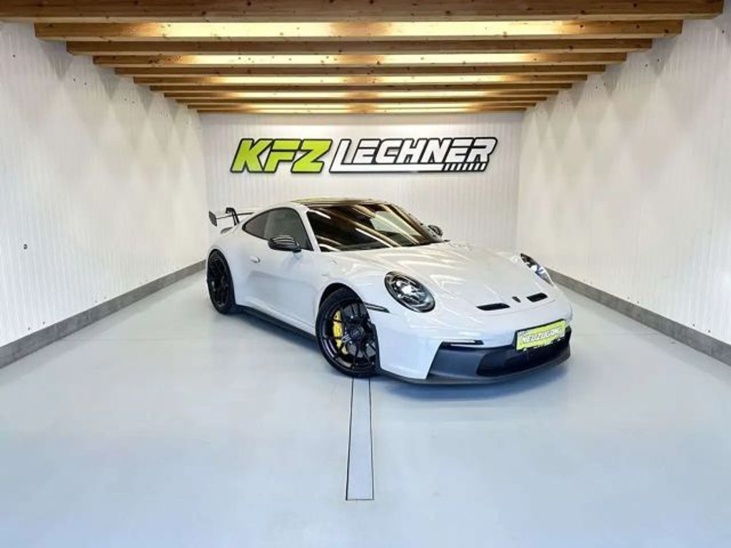 Porsche 911 2023 Benzine