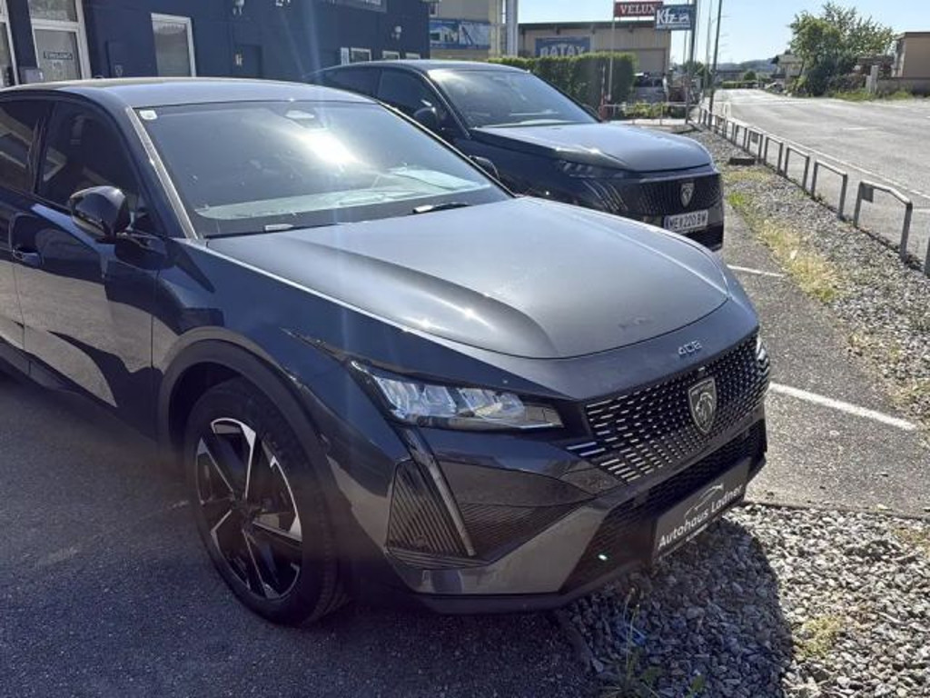 Peugeot 408