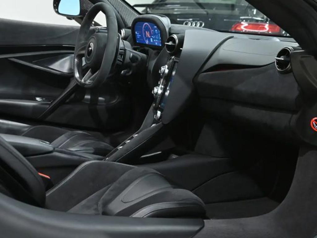 McLaren 720S
