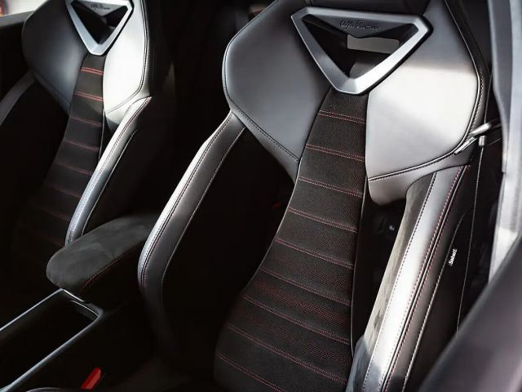 Alfa Romeo Junior