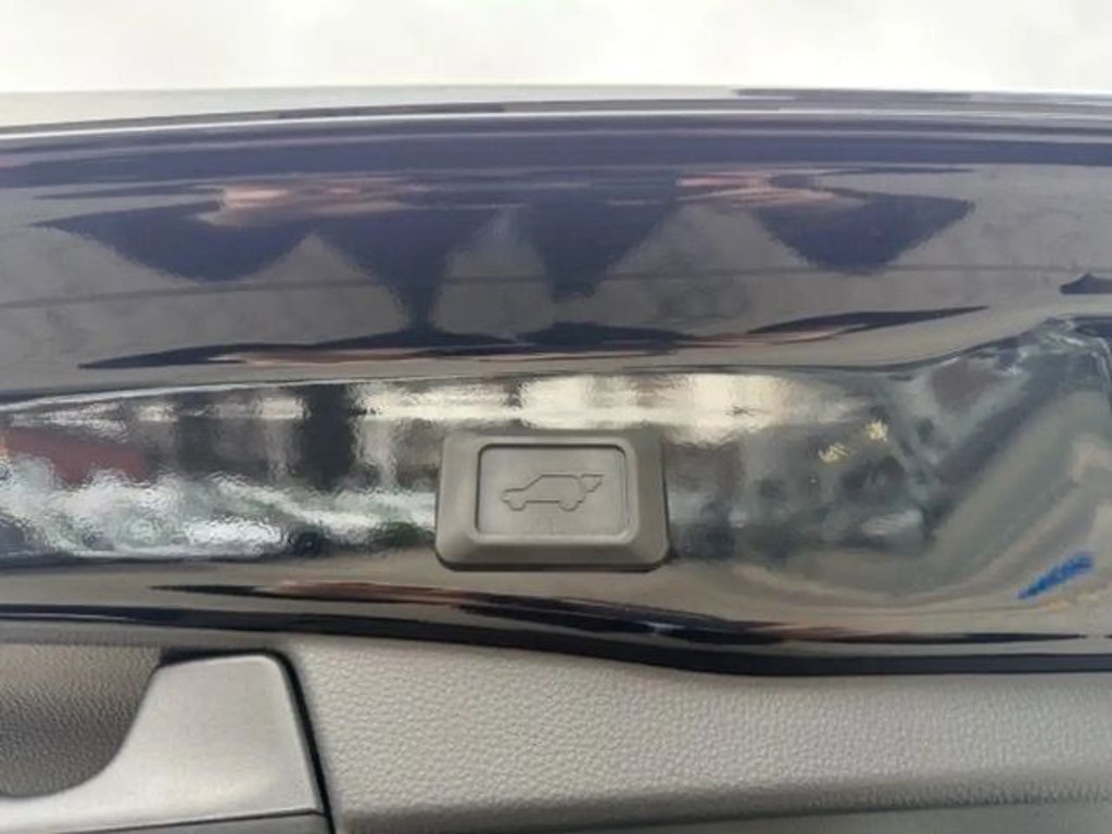 Suzuki Across