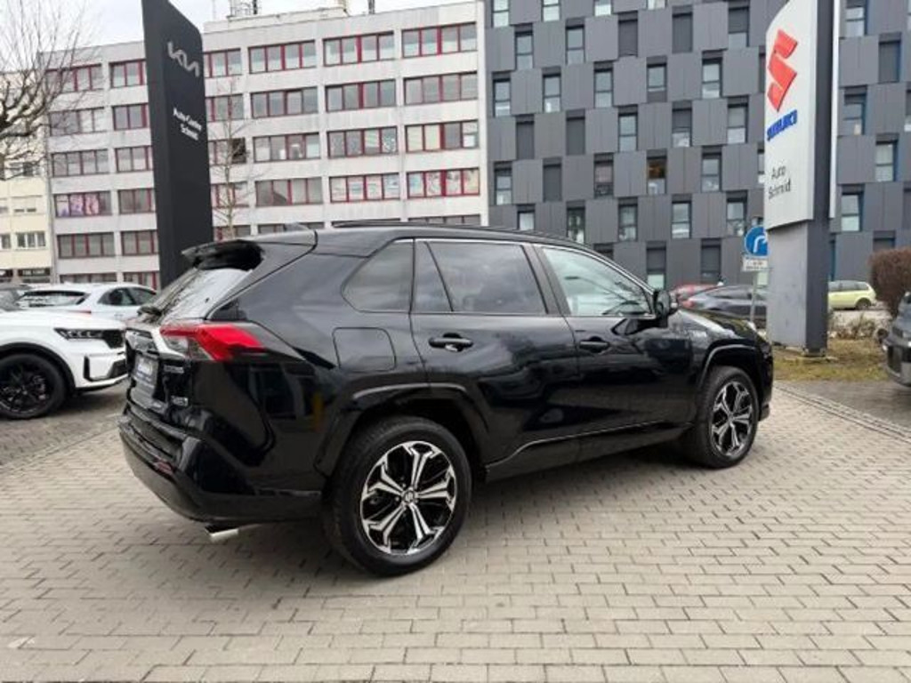 Suzuki Across