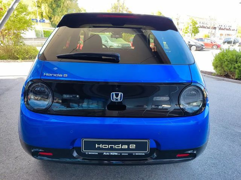 Honda e
