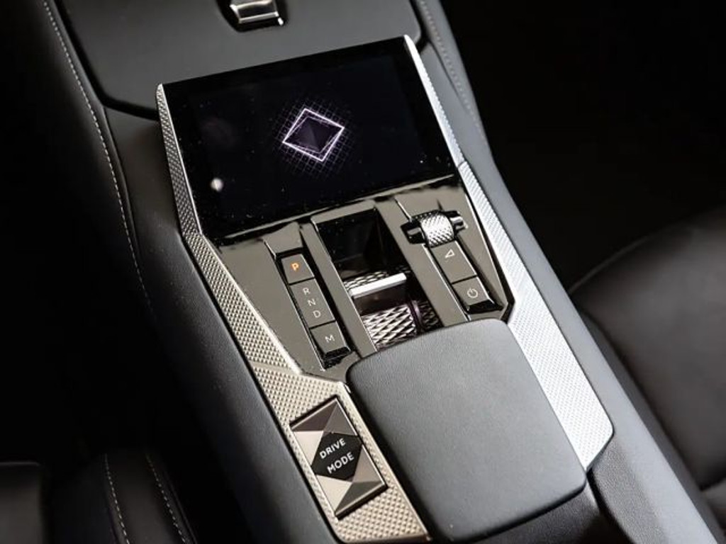 DS DS 4