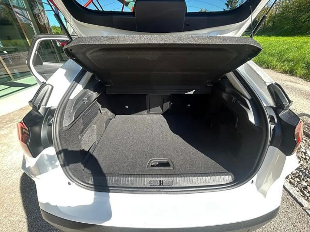 Citroën Ë-C4