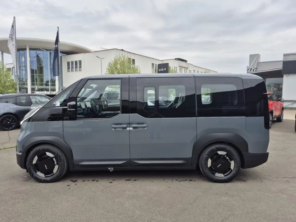 Kia PV5 Passenger