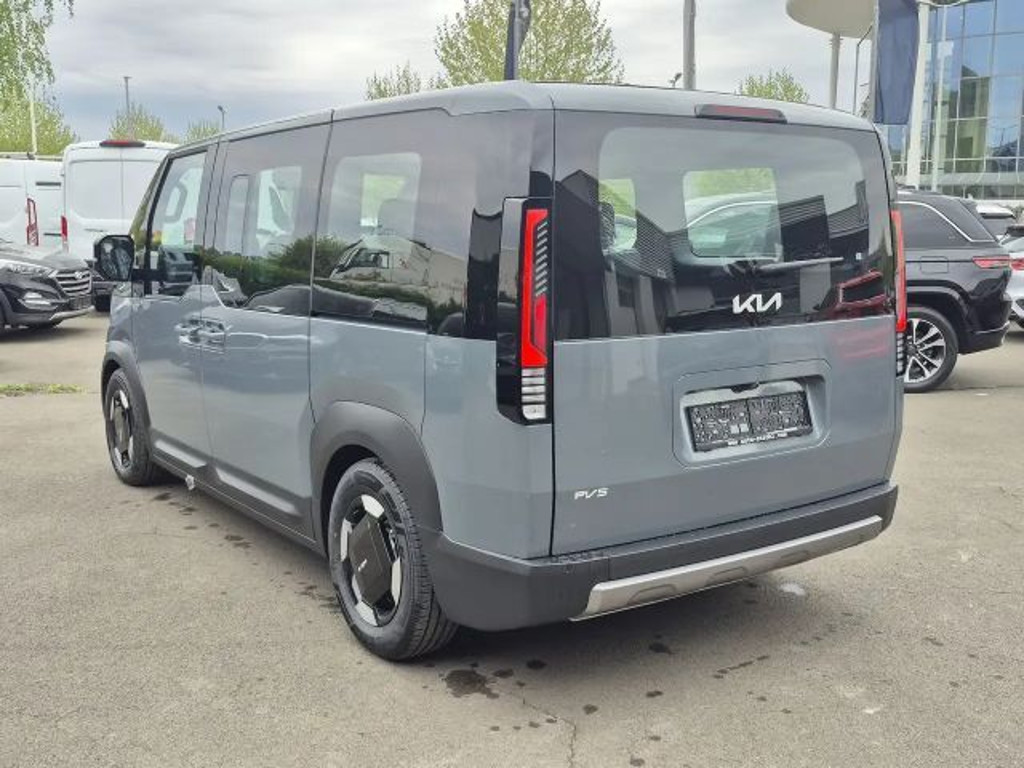 Kia PV5 Passenger