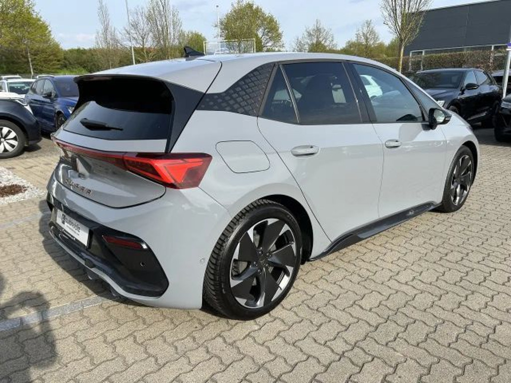 Cupra Born