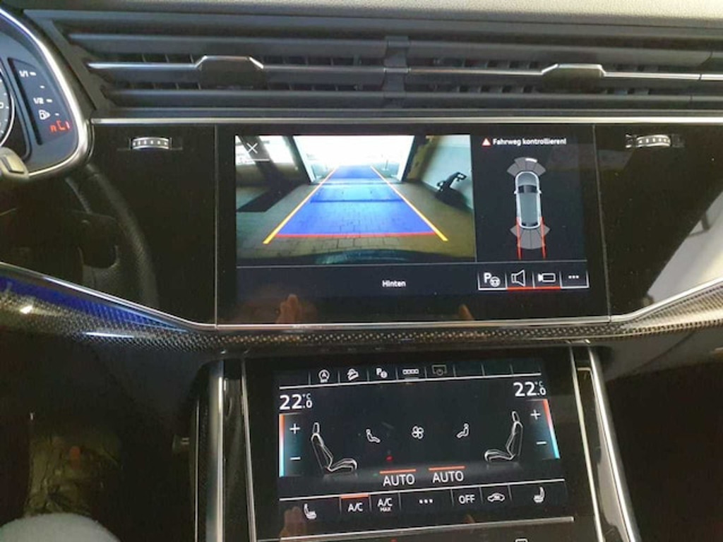 Audi SQ8