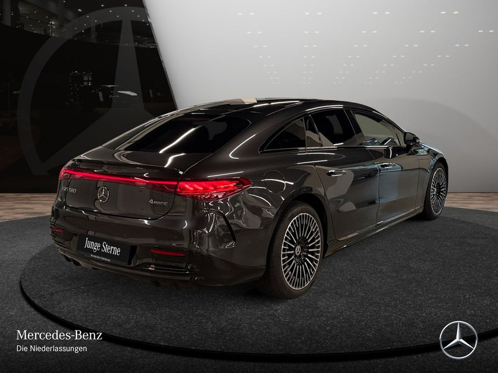 Mercedes-Benz EQS