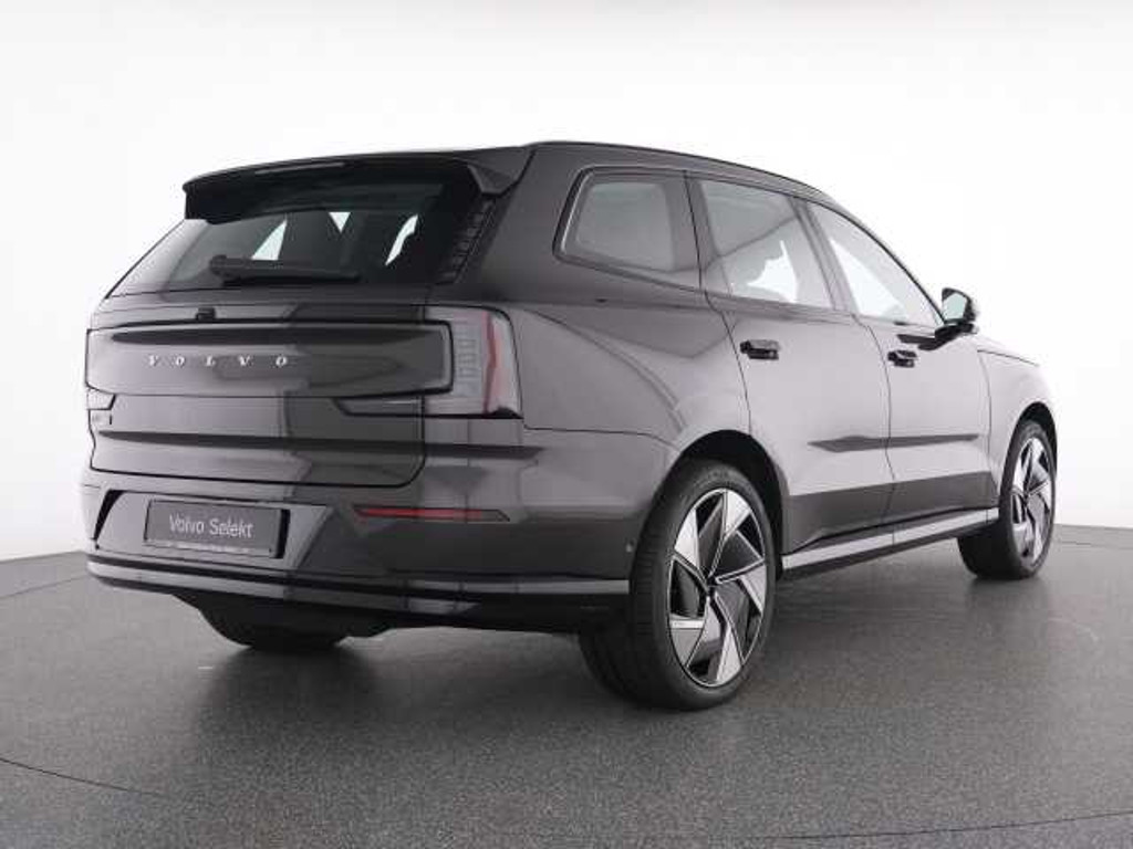 Volvo EX90