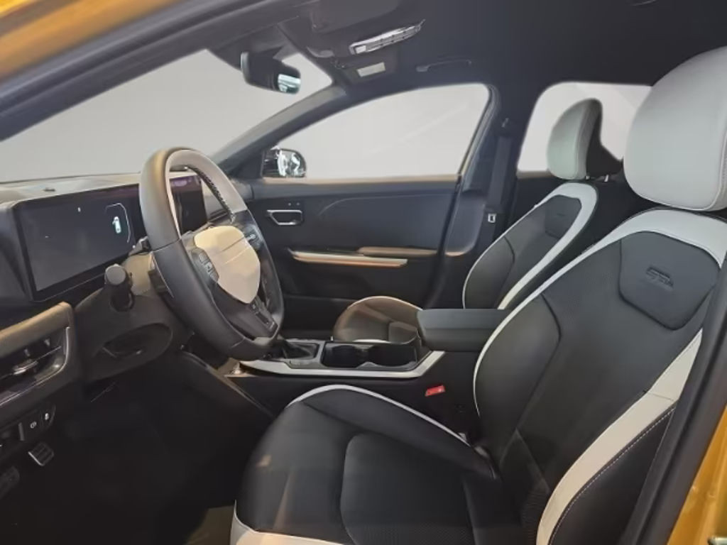 Kia K4